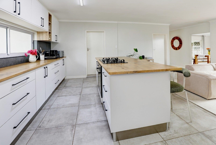 4 Bedroom Property for Sale in Welgemoed Western Cape